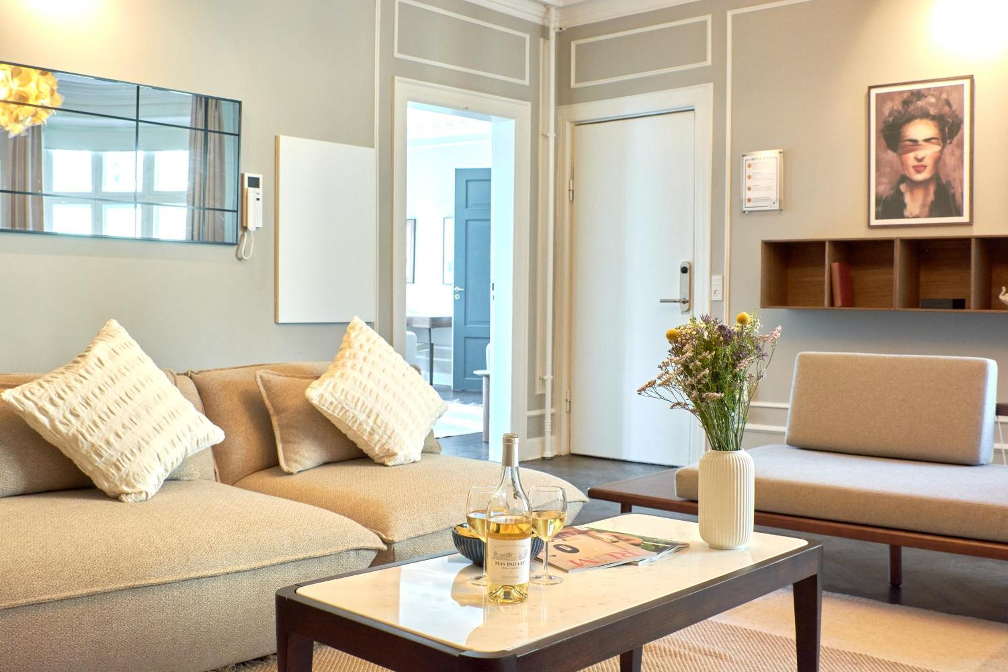220Sqm Designer Apt - Copenhagen City Center - Private Balcony Экстерьер фото
