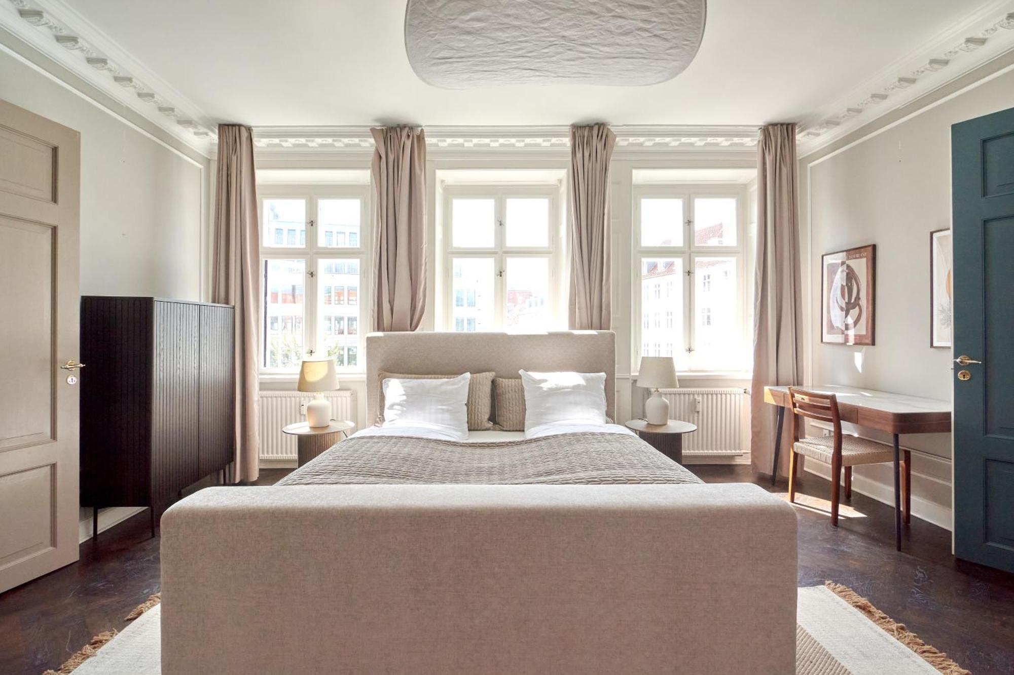 220Sqm Designer Apt - Copenhagen City Center - Private Balcony Экстерьер фото